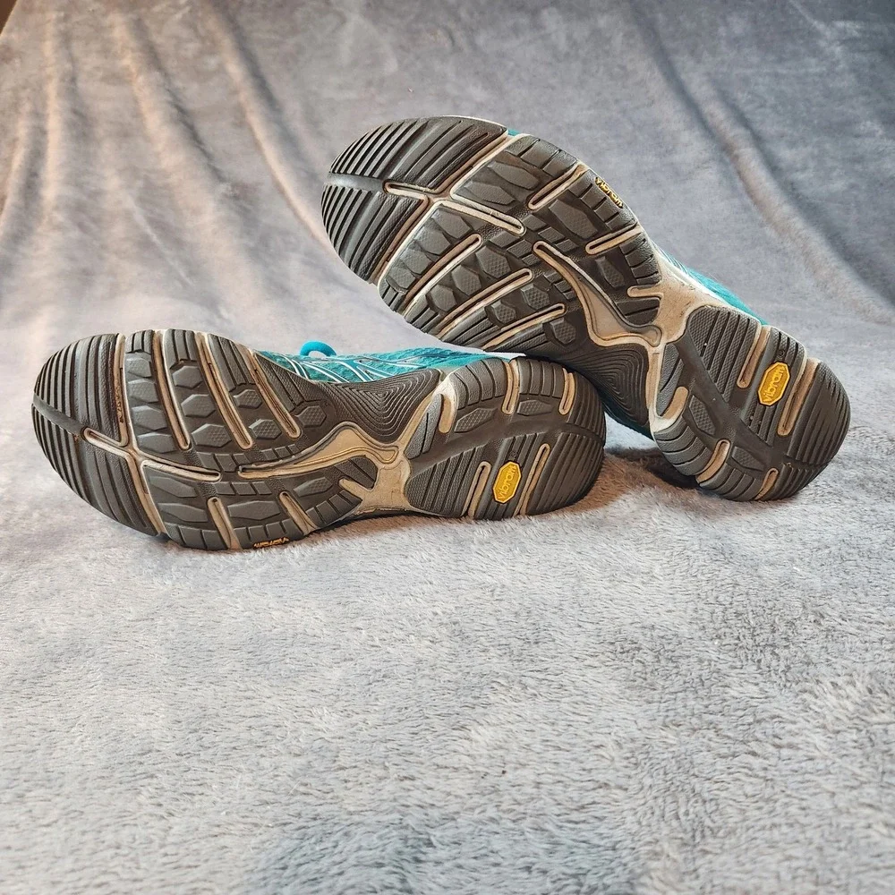 The North Face Shoes Womens 10 Blue Green Ultra Kilowatt Trainer Sneaker C570